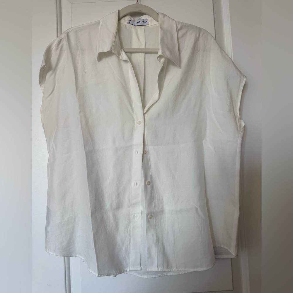 MNG by Mango White Sleeveless Button-Down Shirt